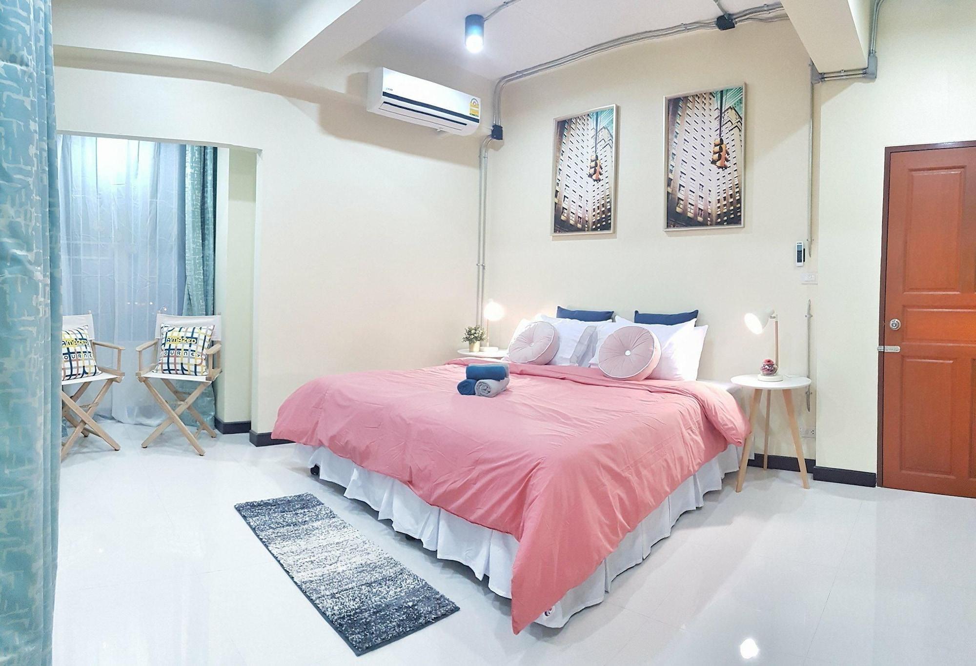 Post@Phrasing Private House Hotell Chiang Mai Exteriör bild
